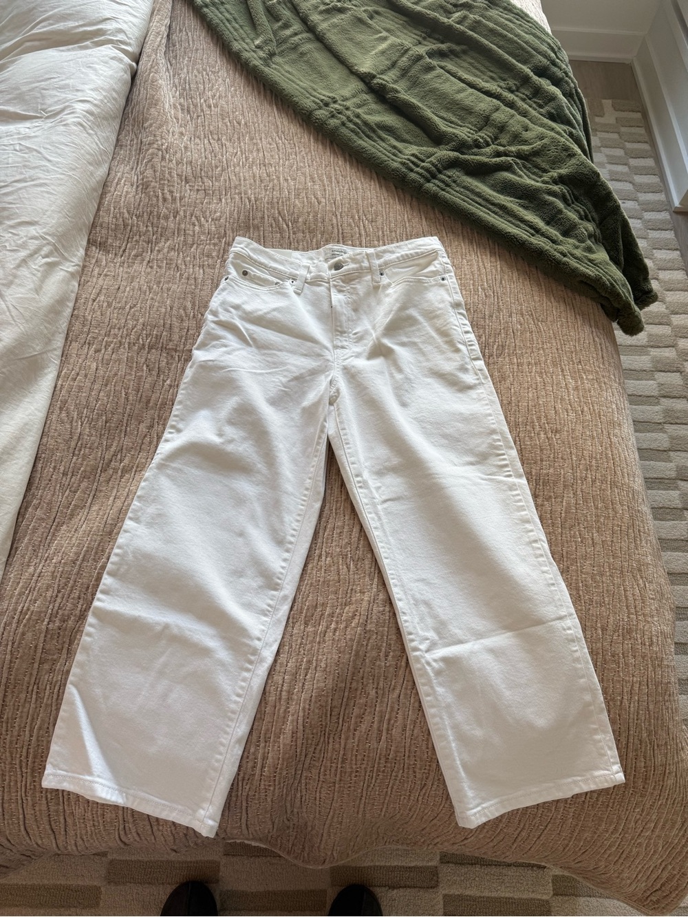 NWT Banana Republic Straight High Rise Jeans